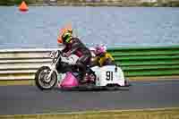 Vintage-motorcycle-club;eventdigitalimages;mallory-park;mallory-park-trackday-photographs;no-limits-trackdays;peter-wileman-photography;trackday-digital-images;trackday-photos;vmcc-festival-1000-bikes-photographs